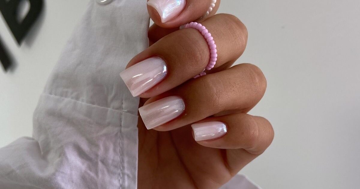Маникюр без плотного покрытия: легкий эффект на ногтях