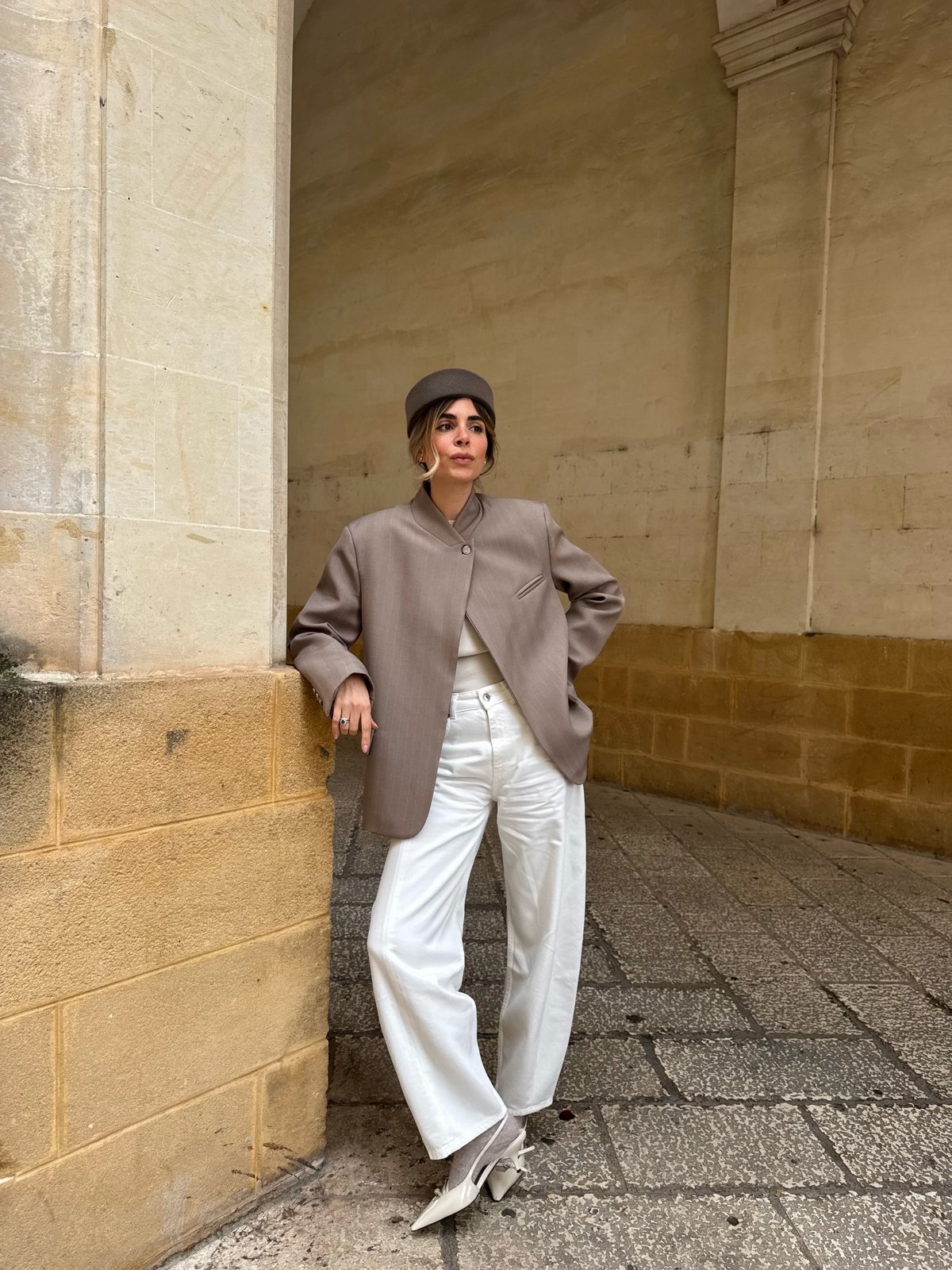 Что в одежде делает образ визуально перегруженным