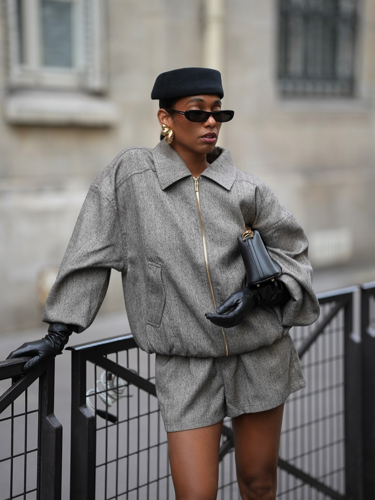 Вместо ярких деталей: спокойные акценты, которые делают образ чище