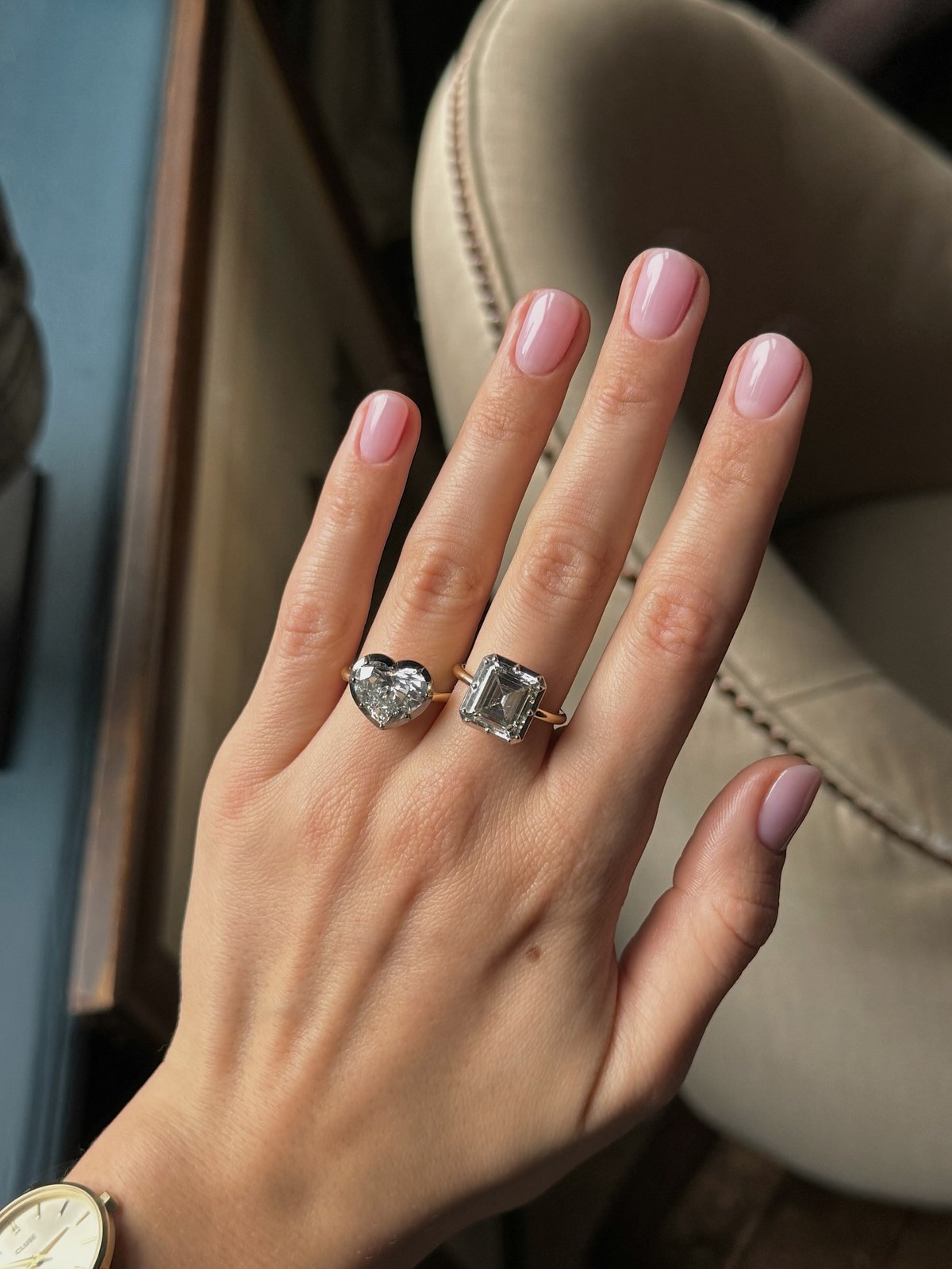 Аккуратный маникюр без дизайна: как выглядит сейчас