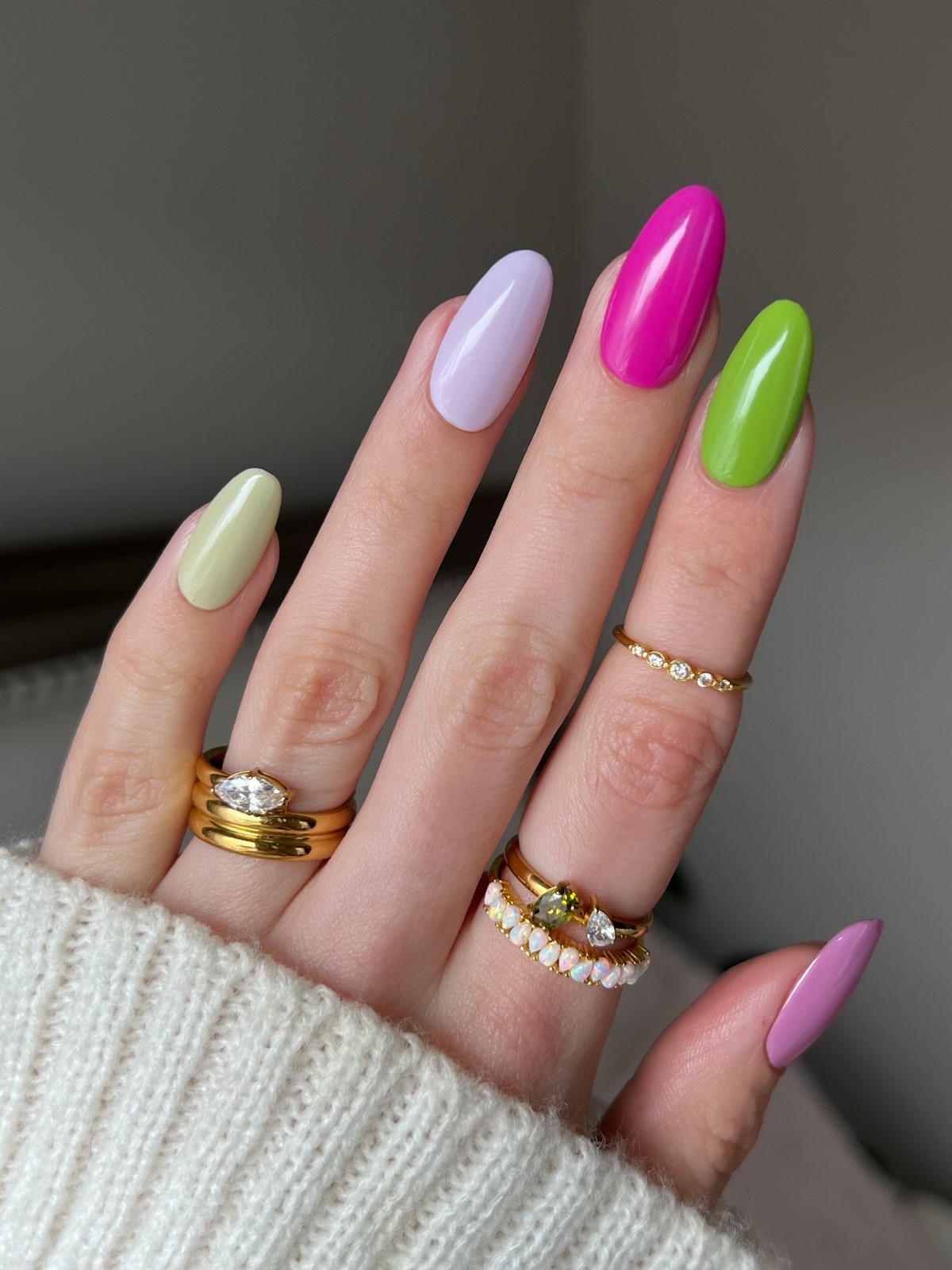 Что делает маникюр визуально неаккуратным