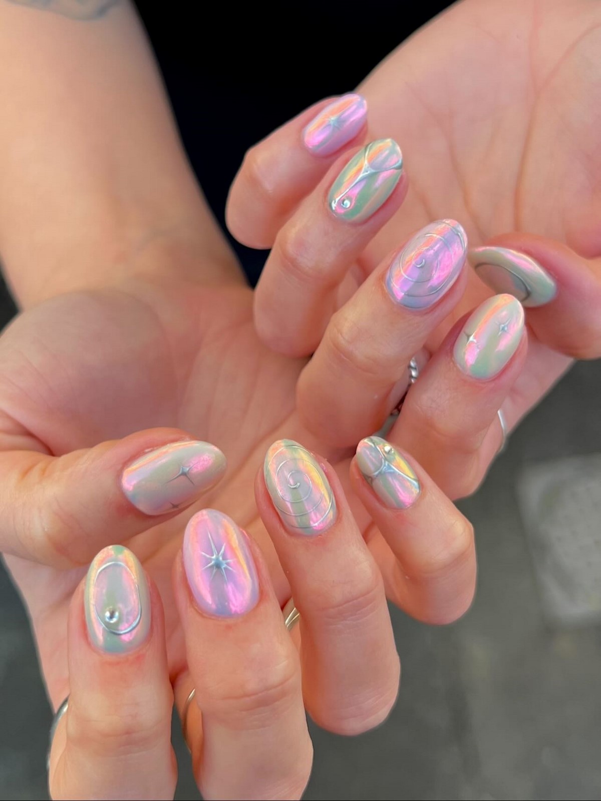 Что делает маникюр визуально неаккуратным