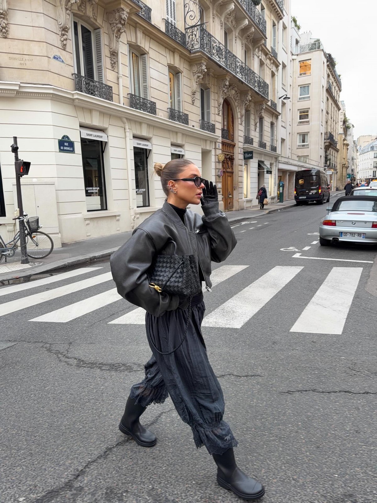 Что в одежде делает образ визуально перегруженным