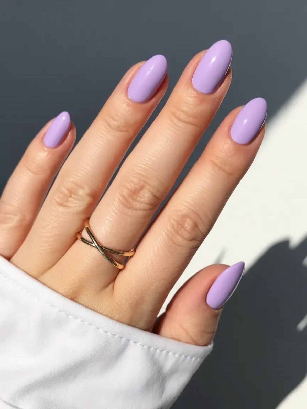 Аккуратный маникюр без дизайна: как выглядит сейчас