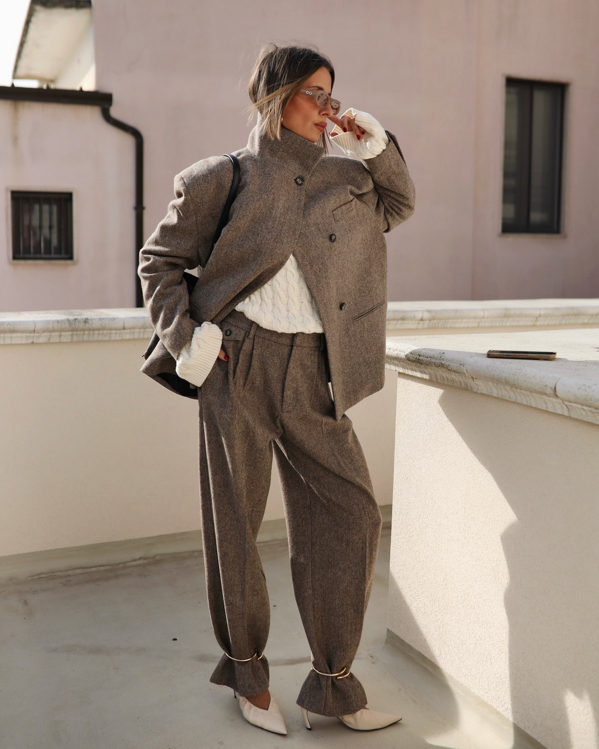 Что в одежде делает образ визуально перегруженным