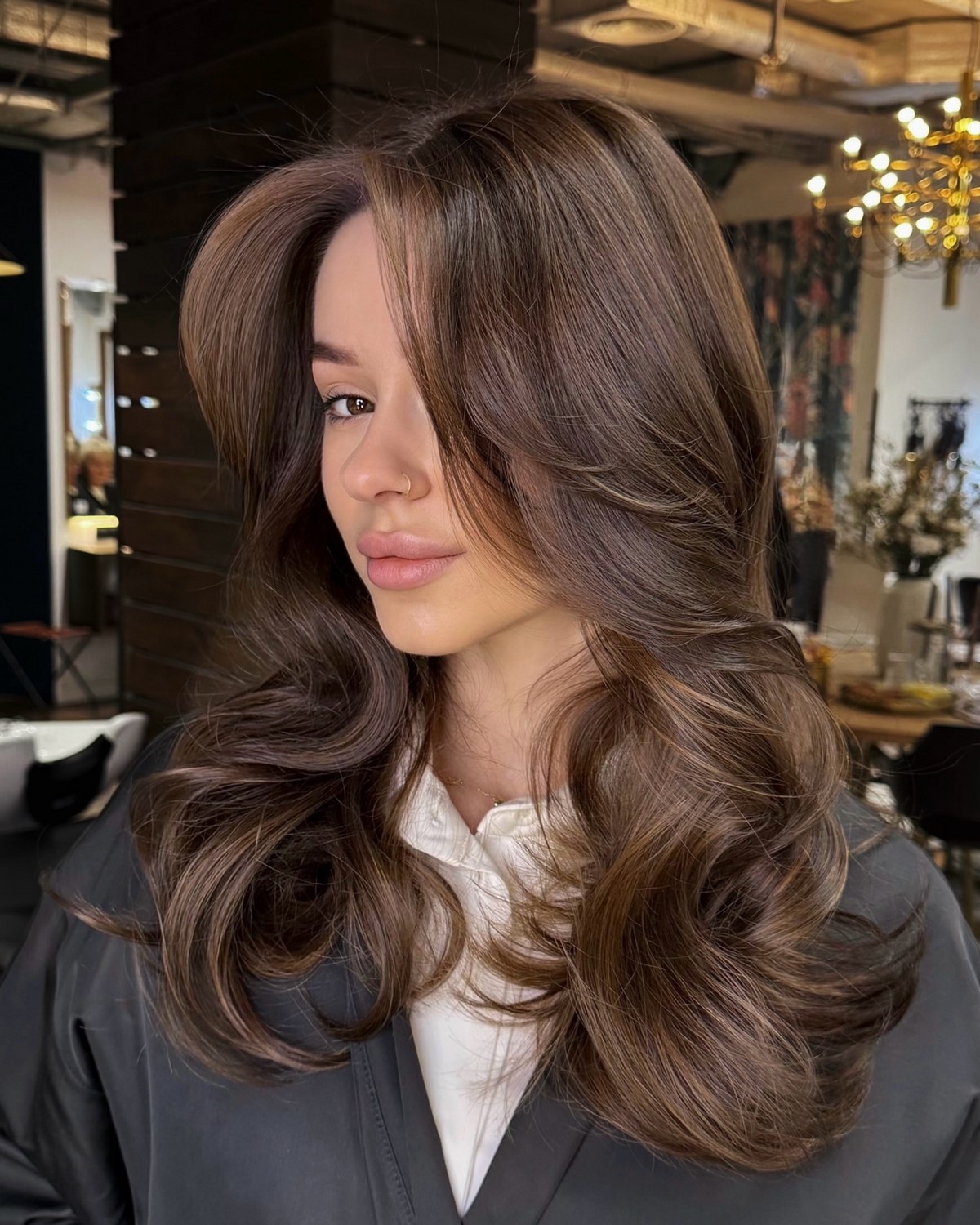 Что в прическе делает образ неухоженным