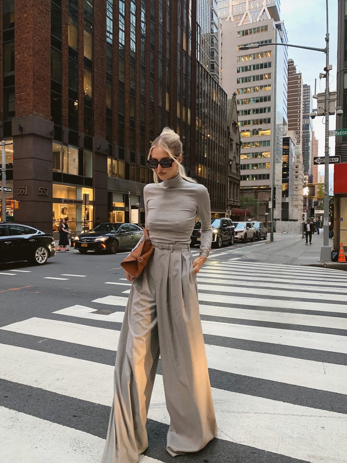 Как одежда делает образ мягче и аккуратнее