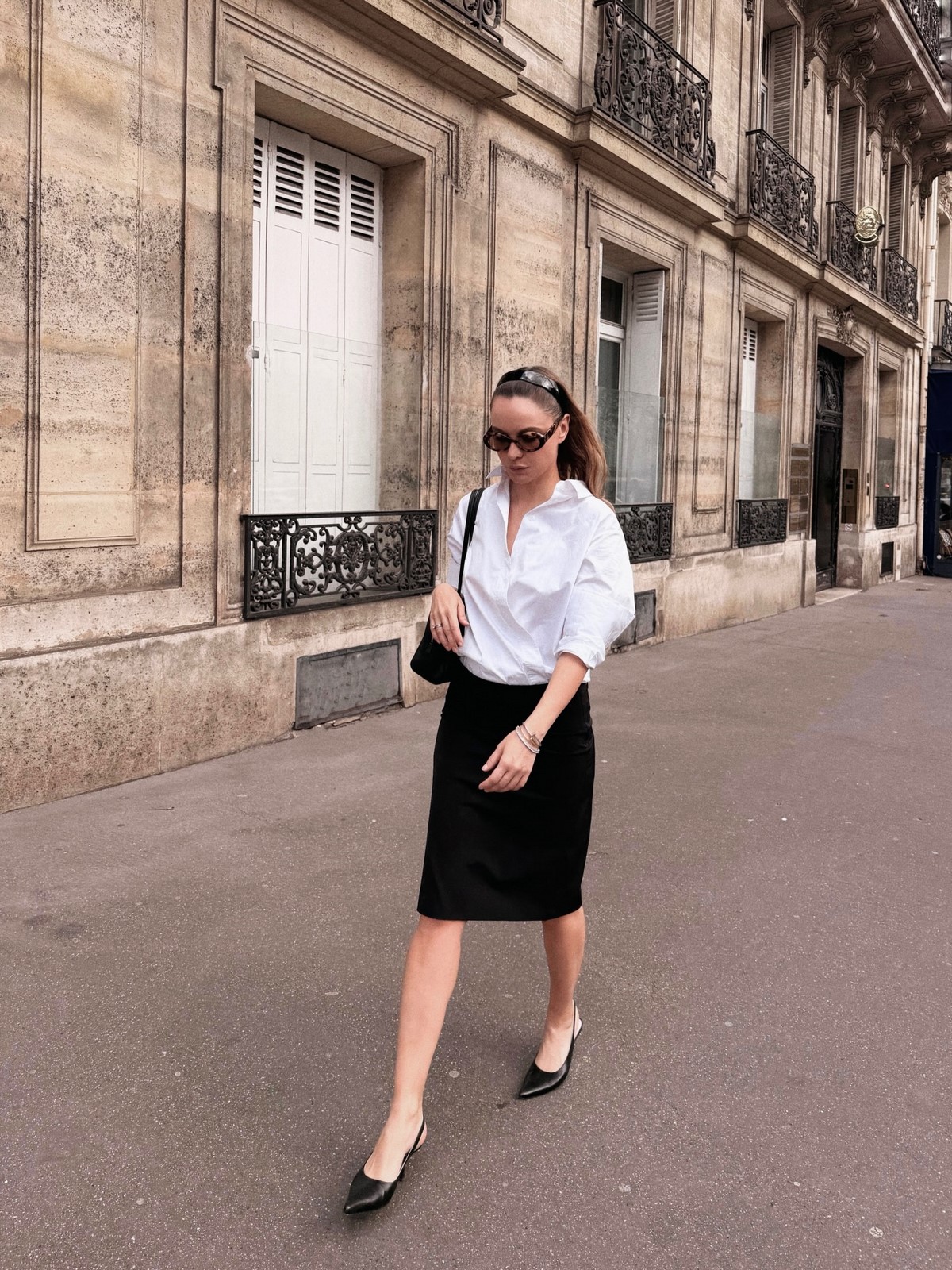 Простая одежда без лишних деталей: почему она выглядит аккуратнее