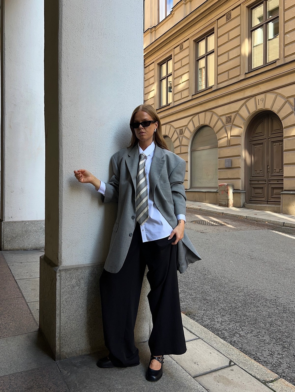 Вместо сложных сочетаний: простая одежда, которая выглядит аккуратнее