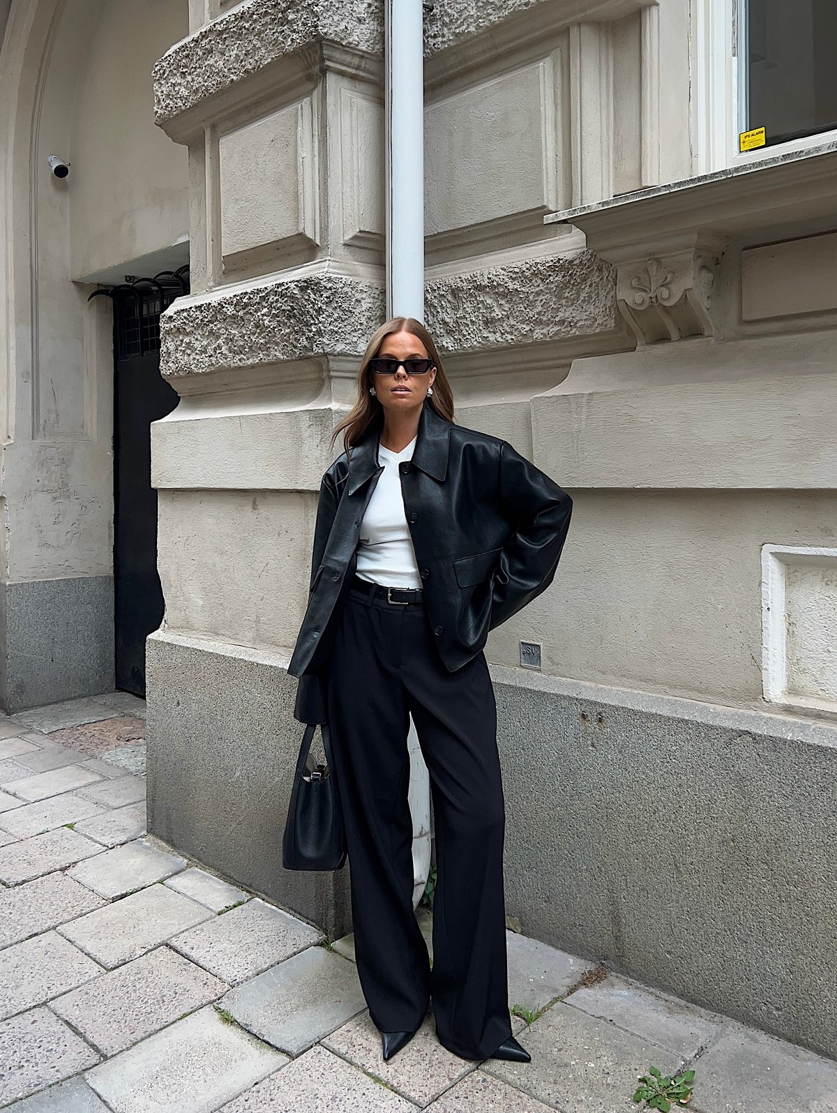 Вместо сложных сочетаний: простая одежда, которая выглядит аккуратнее