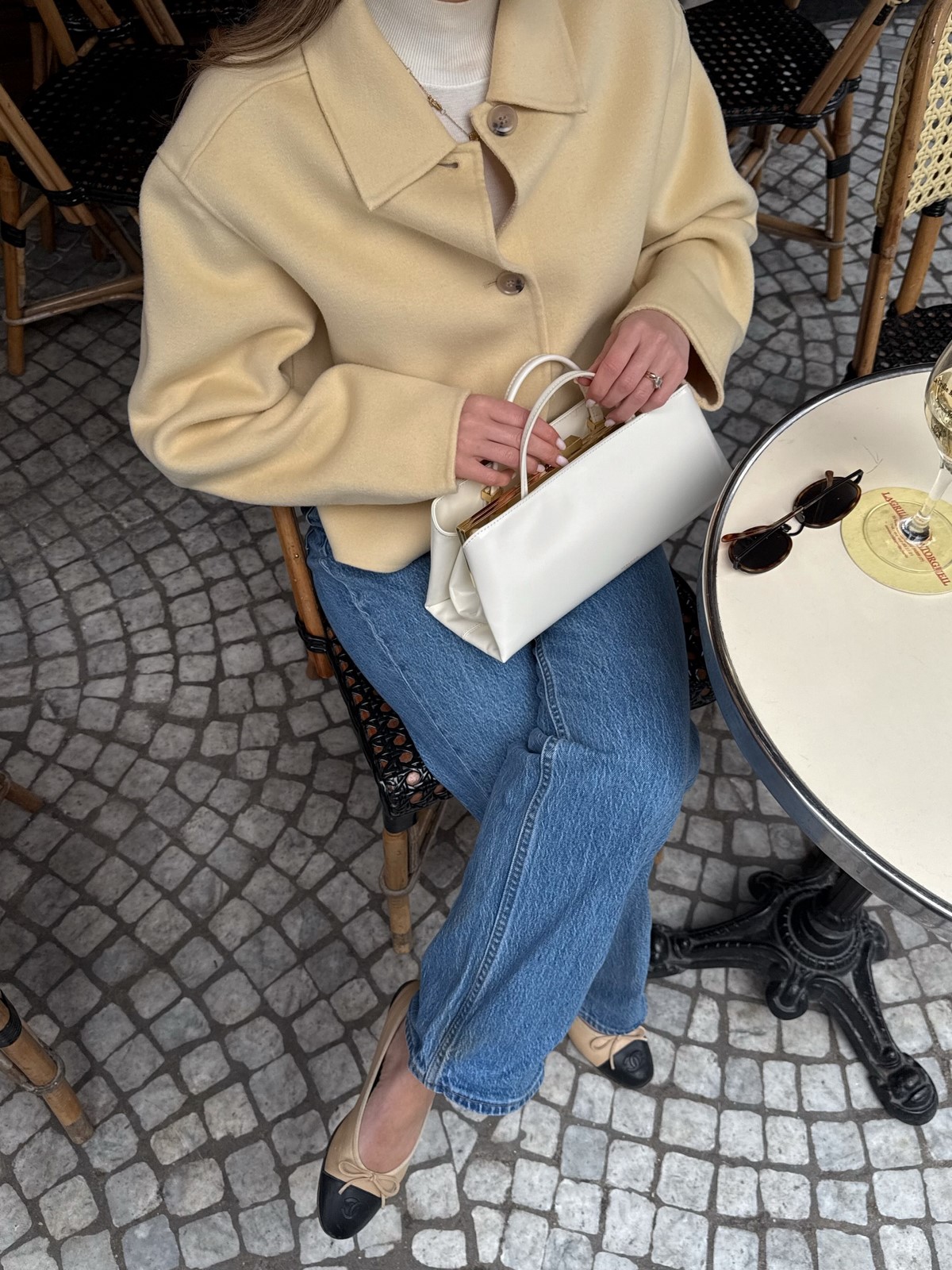 Вместо сложных сочетаний: простая одежда, которая выглядит аккуратнее