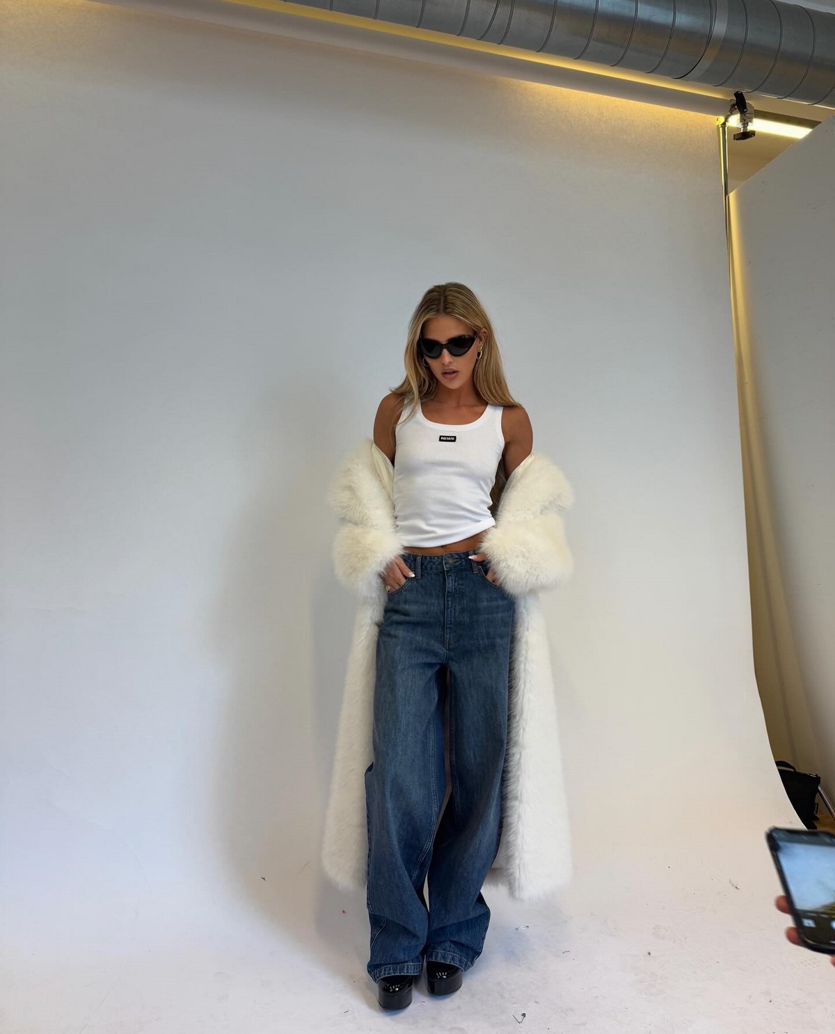 Вместо сложных сочетаний: простая одежда, которая выглядит аккуратнее