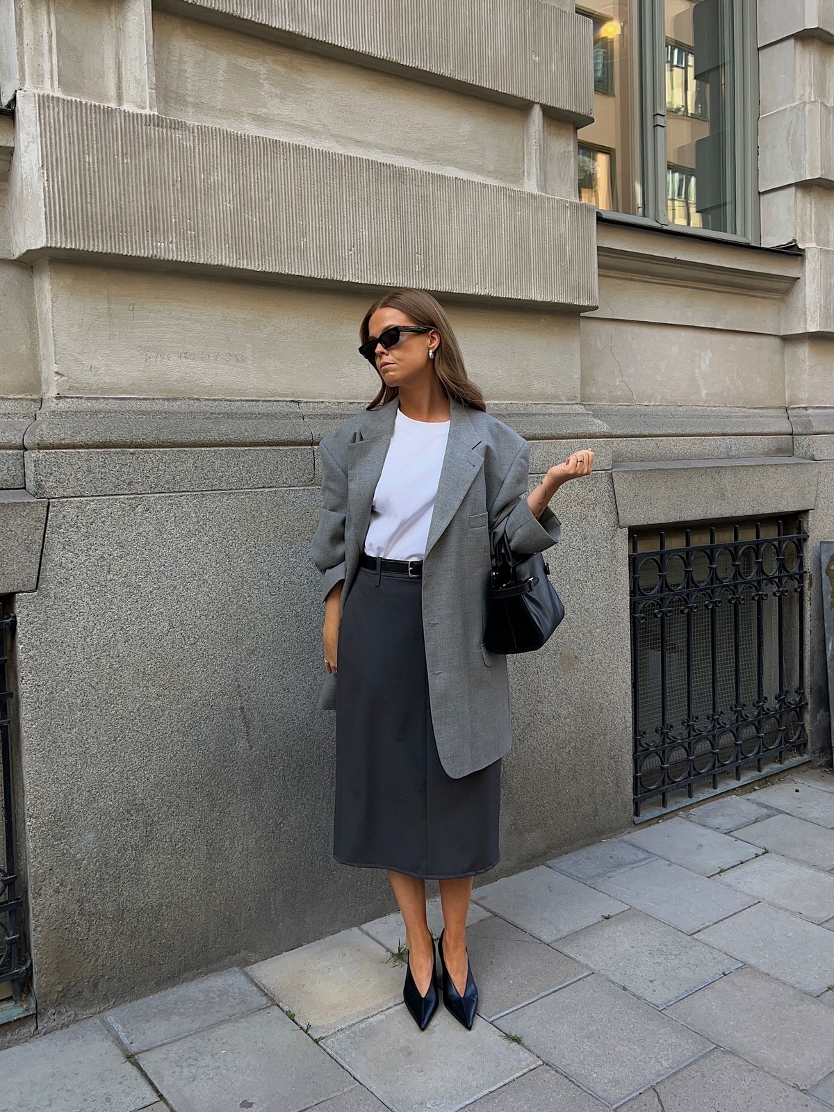 Вместо сложных сочетаний: простая одежда, которая выглядит аккуратнее