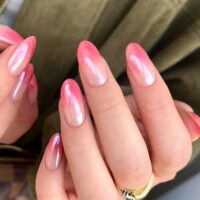 Soft chrome маникюр: мягкий хром на ногтях без резкого блеска